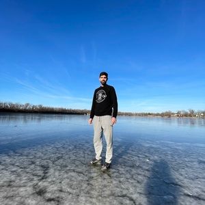 Meet your Posher, Moe